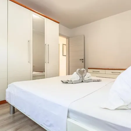 Seaview Deluxe Apartman Stanici