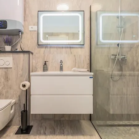 Seaview Deluxe Apartman Stanici